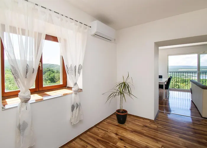 House Francesca Дом отдыха